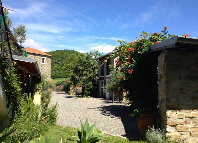 Restauriertes Landgut Piemont Der Hof
