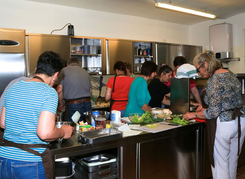 Restauriertes Landgut Piemont Gruppe Kochen 2