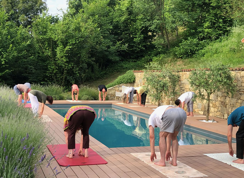 Restauriertes Landgut Piemont Gruppe Yoga