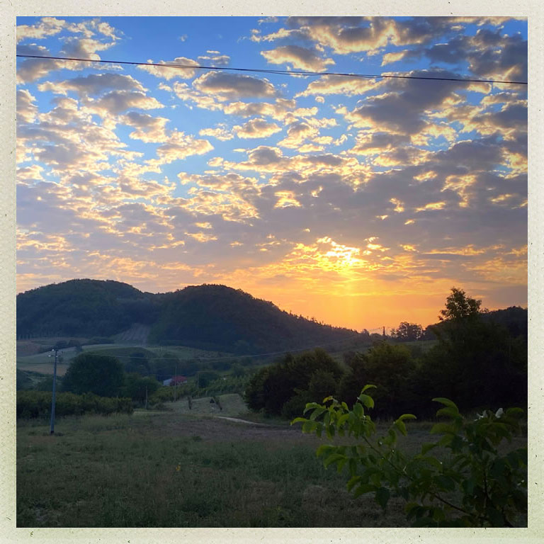 piemont cascina abendstimmung